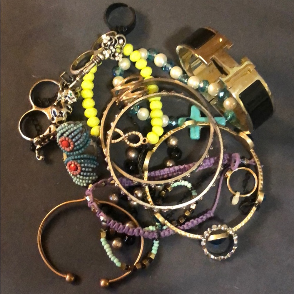 Assorted Costume Jewelry - mystery box